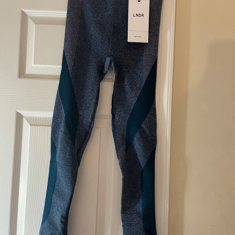 LNDR leggings - Picture 11 of 12